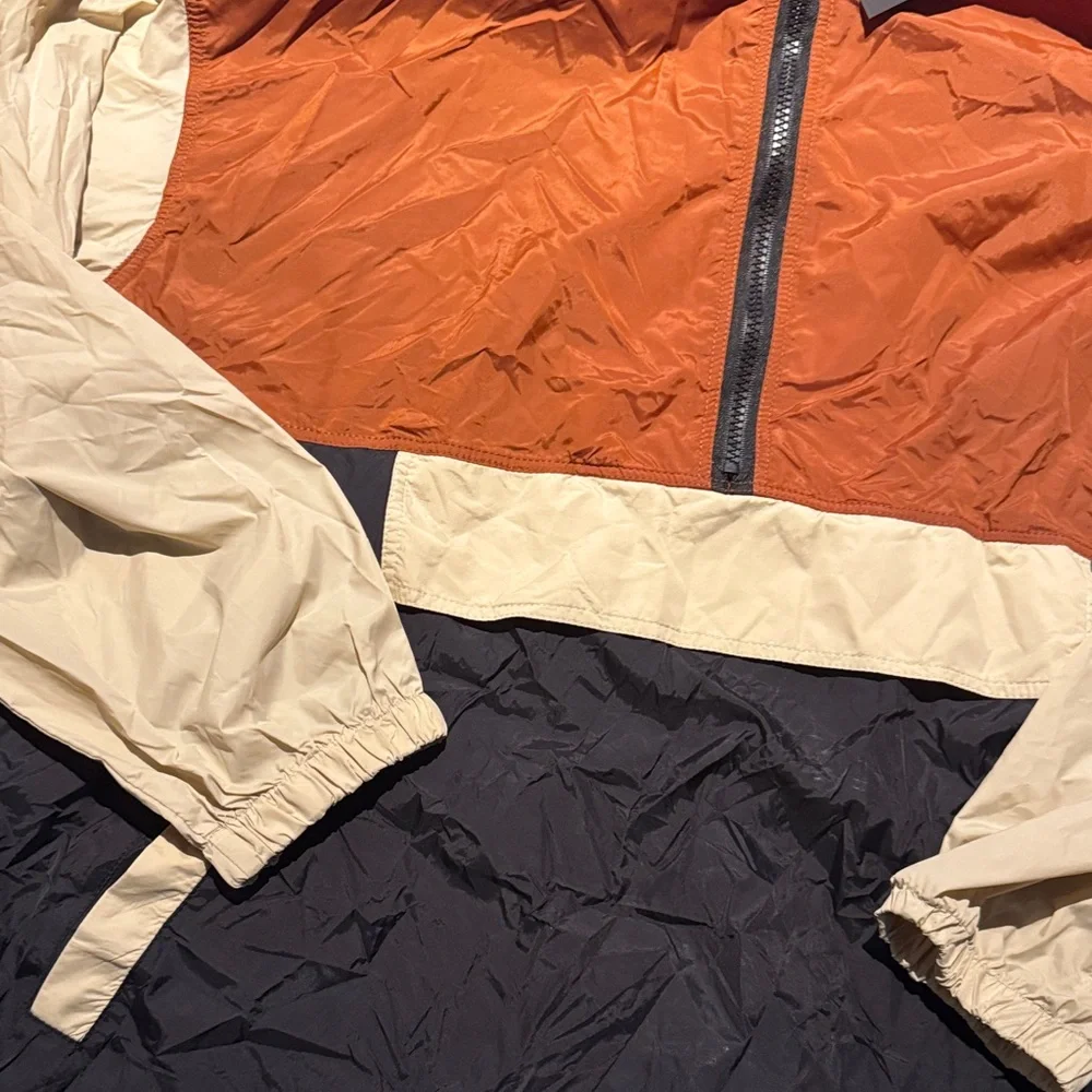FN Colorblock Windbreaker Jacket - Picture 3 of 5